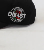 Casquette noire 5-Panels structurée doublée en satin anti-friction — “Black on Black”